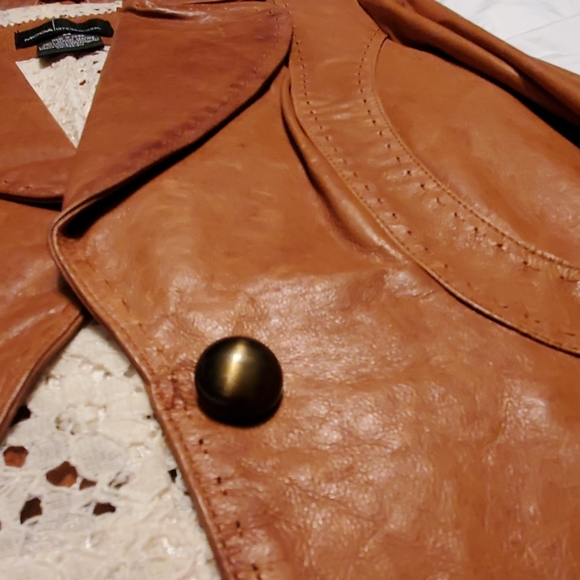 Gorgeous MODA International Leather Jacket - Picture 6 of 8
